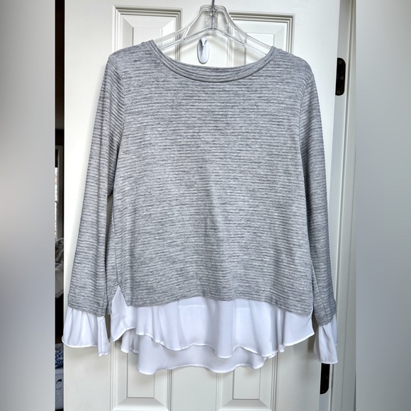 Gray and White Women's Top - Picture 1 of 3